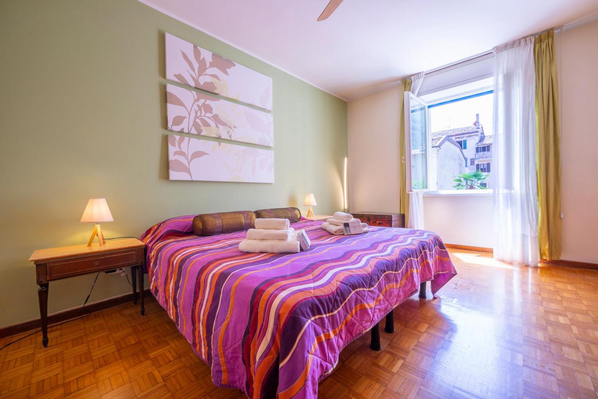 Riva Dante Apartment - Happy Rentals Экстерьер фото