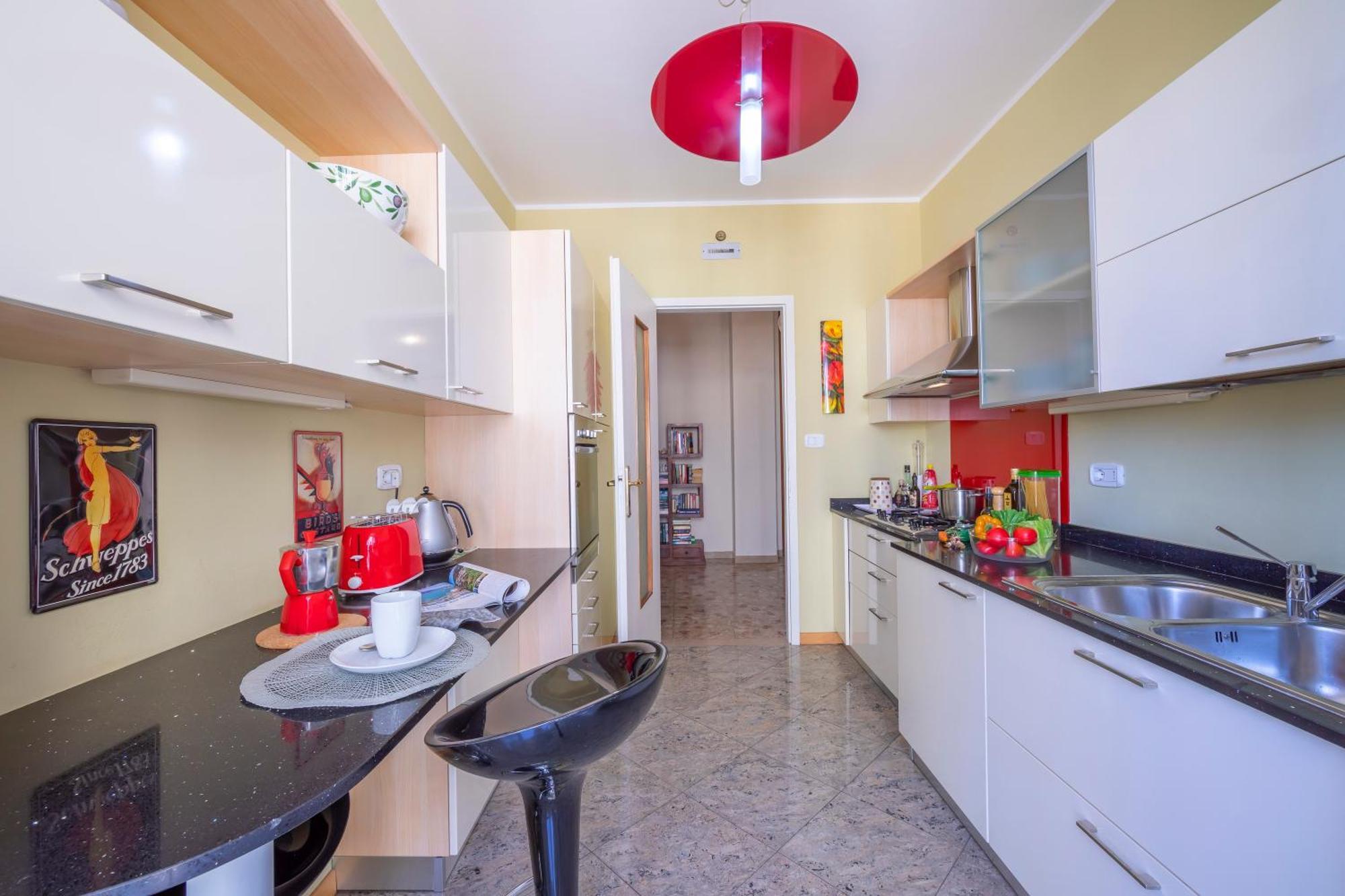 Riva Dante Apartment - Happy Rentals Экстерьер фото